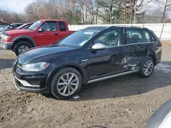 3VWH17AU2JM759075 2018 VOLKSWAGEN GOLF