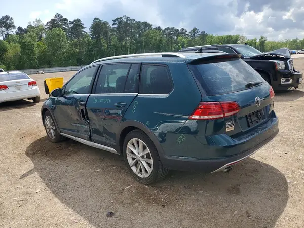 3VWH17AU2KM510213 2019 VOLKSWAGEN GOLF - Image 2