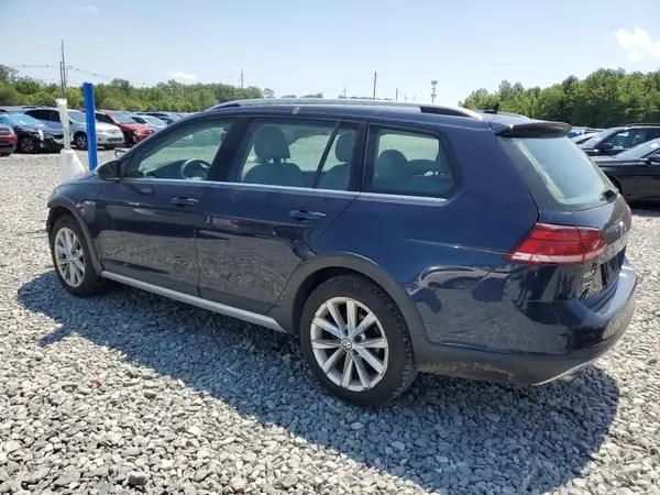 3VWH17AU2KM520482 2019 VOLKSWAGEN GOLF - Image 2