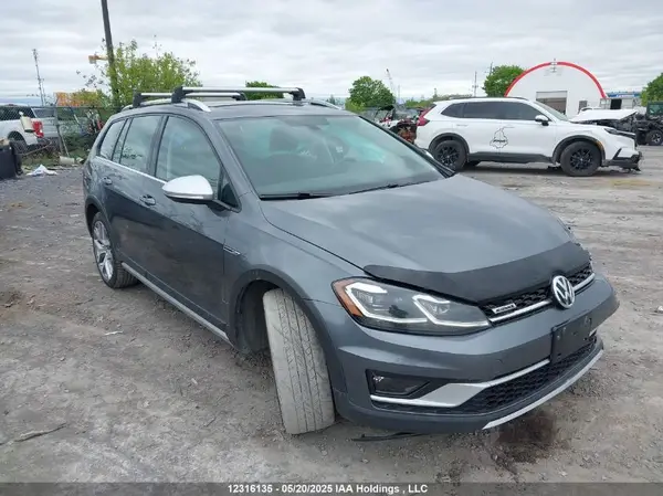 3VWH17AU2KM524547 2019 VOLKSWAGEN GOLF - Image 1
