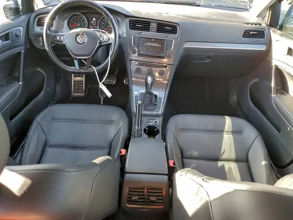 3VWH17AU3HM520659 2017 VOLKSWAGEN GOLF - Image 8