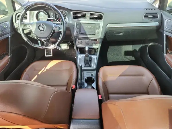 3VWH17AU3HM522928 2017 VOLKSWAGEN GOLF - Image 8