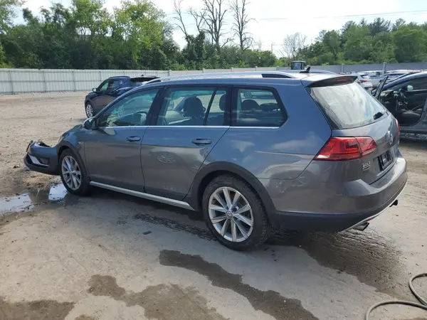 3VWH17AU3HM534934 2017 VOLKSWAGEN GOLF - Image 2