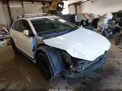 3VWH17AU3JM756329 2018 VOLKSWAGEN GOLF