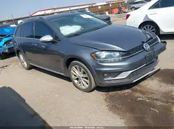 3VWH17AU3JM758033 2018 VOLKSWAGEN GOLF