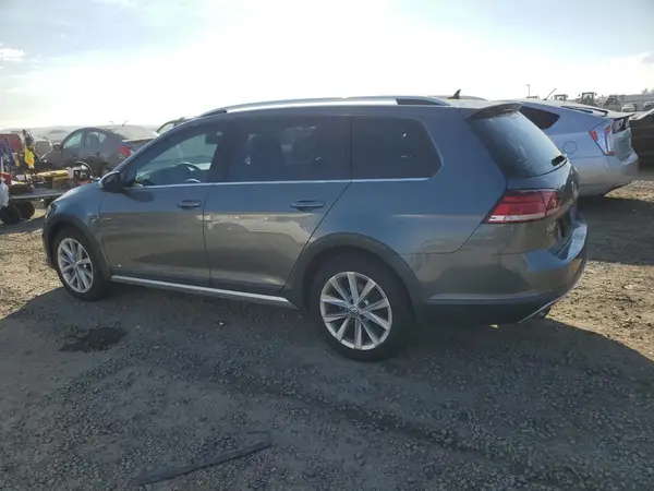 3VWH17AU3KM511578 2019 VOLKSWAGEN GOLF - Image 2