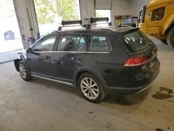 3VWH17AU3KM514397 2019 VOLKSWAGEN GOLF - Image 2