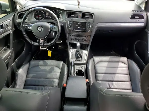 3VWH17AU4HM506656 2017 VOLKSWAGEN GOLF - Image 8