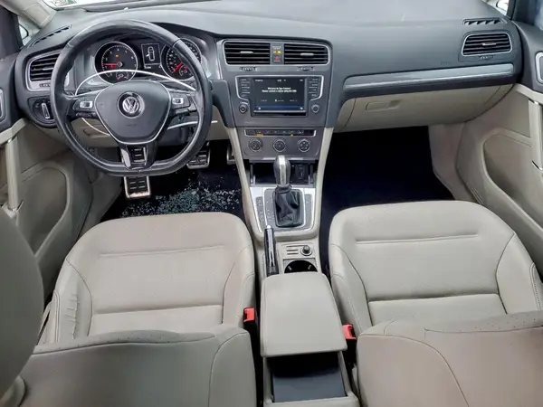 3VWH17AU4HM509671 2017 VOLKSWAGEN GOLF - Image 8