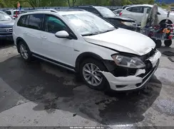 3VWH17AU4HM512358 2017 VOLKSWAGEN GOLF