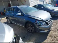 3VWH17AU4HM527605 2017 VOLKSWAGEN GOLF