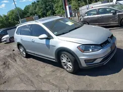 3VWH17AU4HM529693 2017 VOLKSWAGEN GOLF