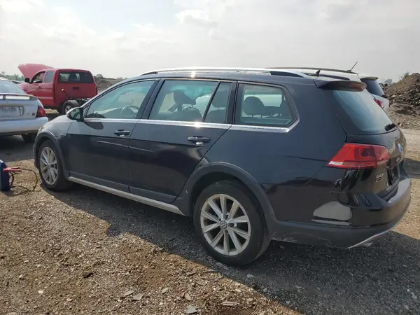 3VWH17AU4HM535316 2017 VOLKSWAGEN GOLF - Image 2