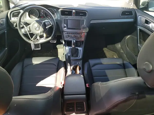 3VWH17AU4HM536417 2017 VOLKSWAGEN GOLF - Image 8