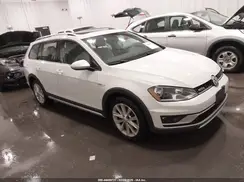 3VWH17AU4HM544520 2017 VOLKSWAGEN GOLF