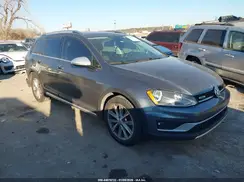 3VWH17AU4HM544968 2017 VOLKSWAGEN GOLF