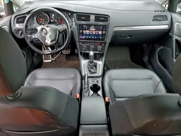3VWH17AU4JM753567 2018 VOLKSWAGEN GOLF - Image 8