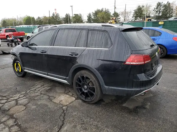 3VWH17AU4KM511220 2019 VOLKSWAGEN GOLF - Image 2