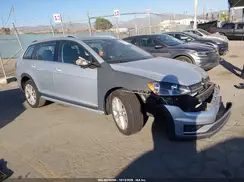 3VWH17AU5HM512921 2017 VOLKSWAGEN GOLF