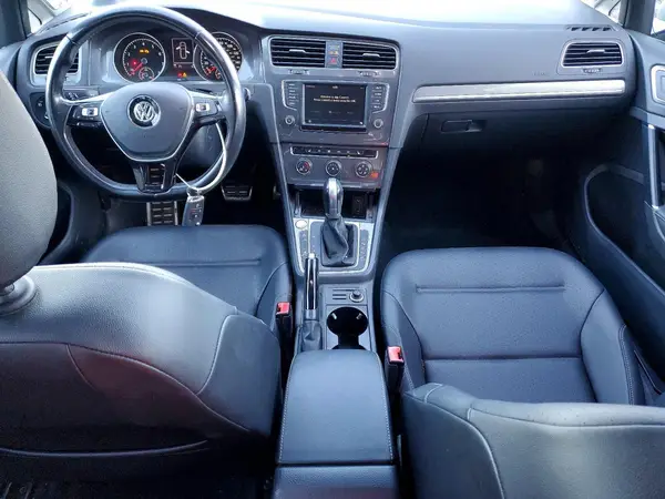 3VWH17AU5HM516418 2017 VOLKSWAGEN GOLF - Image 8