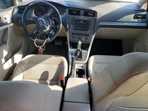 3VWH17AU5HM516452 2017 VOLKSWAGEN GOLF - Image 8