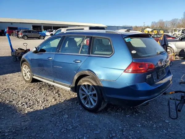 3VWH17AU5HM518069 2017 VOLKSWAGEN GOLF - Image 2