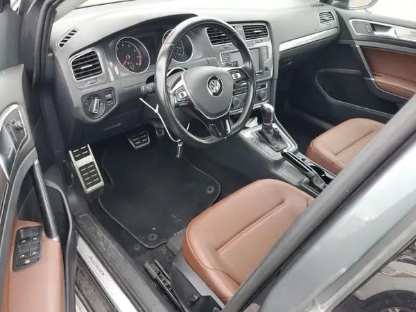 3VWH17AU5HM518279 2017 VOLKSWAGEN GOLF - Image 8
