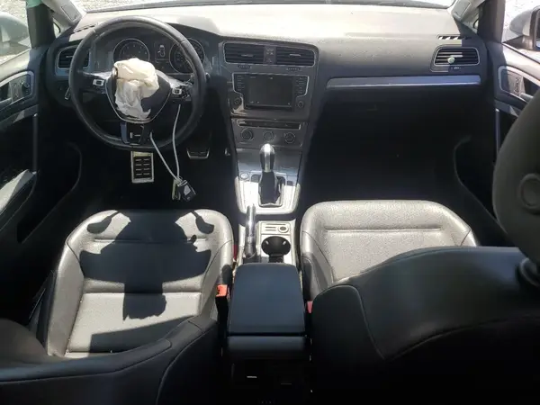 3VWH17AU5HM519139 2017 VOLKSWAGEN GOLF - Image 8