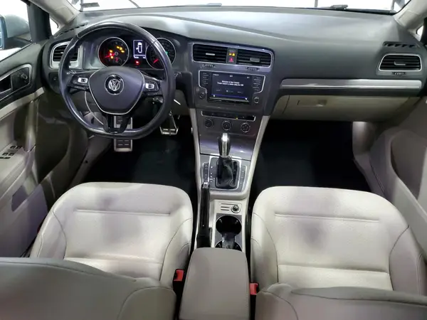 3VWH17AU5HM523675 2017 VOLKSWAGEN GOLF - Image 8