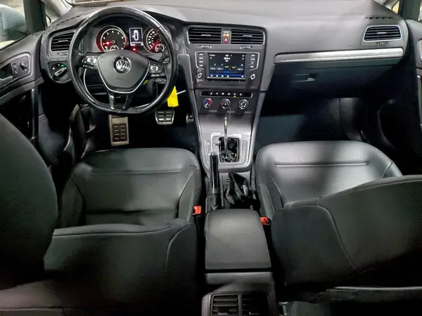 3VWH17AU5HM525071 2017 VOLKSWAGEN GOLF - Image 8