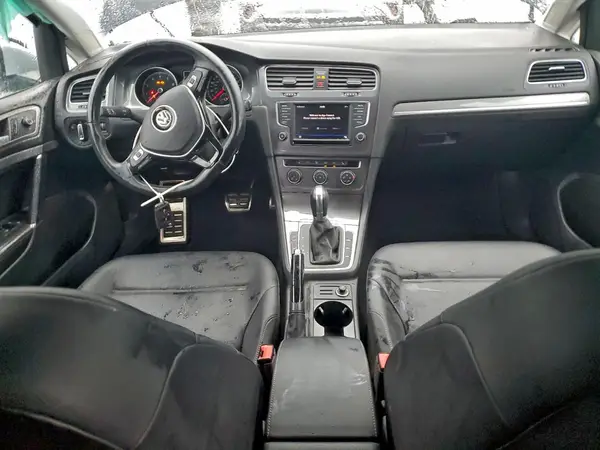 3VWH17AU5HM529976 2017 VOLKSWAGEN GOLF - Image 8