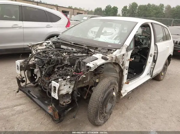 3VWH17AU5HM536569 2017 VOLKSWAGEN GOLF - Image 2