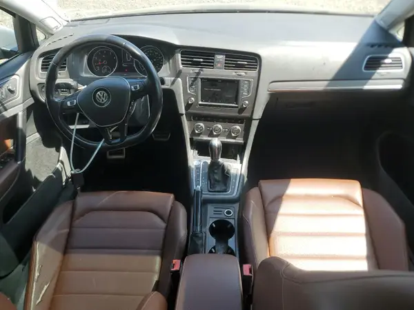 3VWH17AU5HM538421 2017 VOLKSWAGEN GOLF - Image 8