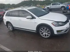 3VWH17AU5JM751505 2018 VOLKSWAGEN GOLF