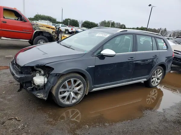3VWH17AU5JM763640 2018 VOLKSWAGEN GOLF - Image 1