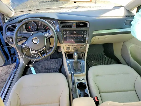 3VWH17AU5JM768708 2018 VOLKSWAGEN GOLF - Image 8