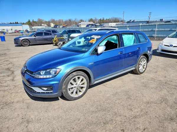 3VWH17AU5KM520346 2019 VOLKSWAGEN GOLF - Image 1