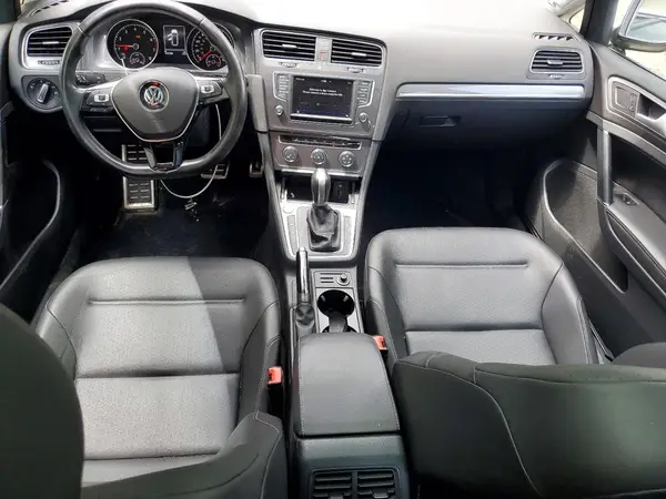 3VWH17AU6HM507498 2017 VOLKSWAGEN GOLF - Image 8