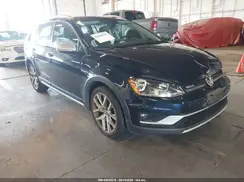 3VWH17AU6HM508747 2017 VOLKSWAGEN GOLF