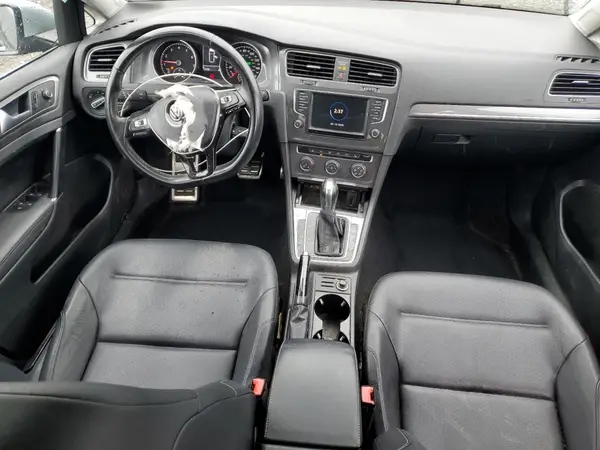 3VWH17AU6HM509316 2017 VOLKSWAGEN GOLF - Image 8