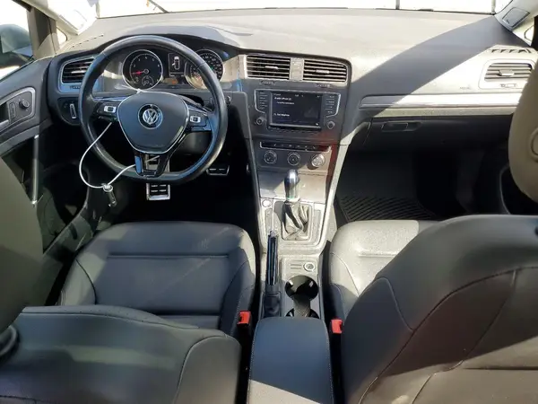 3VWH17AU6HM512779 2017 VOLKSWAGEN GOLF - Image 8