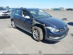 3VWH17AU6HM517075 2017 VOLKSWAGEN GOLF