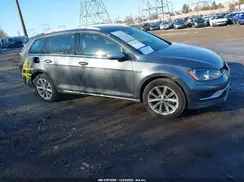 3VWH17AU6HM524351 2017 VOLKSWAGEN GOLF
