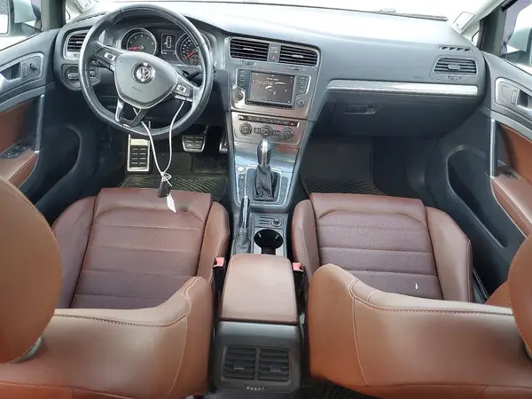 3VWH17AU6HM544468 2017 VOLKSWAGEN GOLF - Image 8