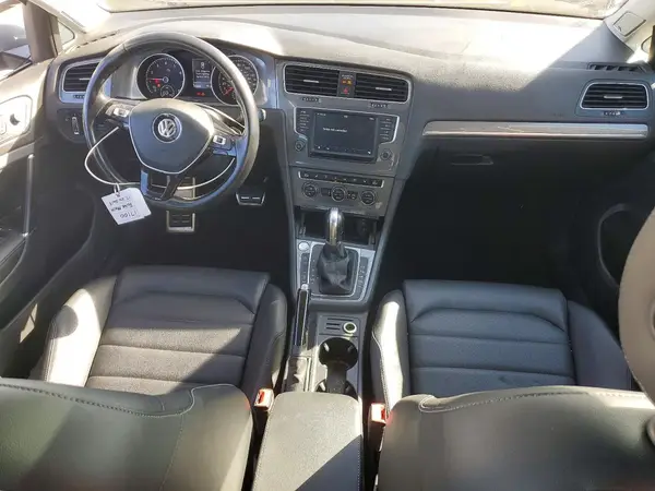3VWH17AU6HMS44901 2017 VOLKSWAGEN GOLF - Image 8