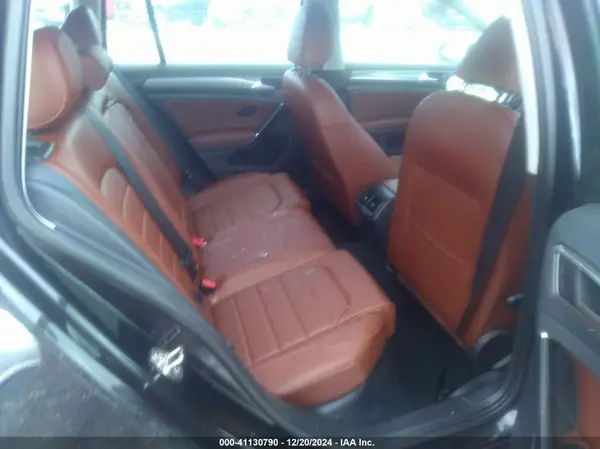 3VWH17AU6JM750685 2018 VOLKSWAGEN GOLF - Image 8
