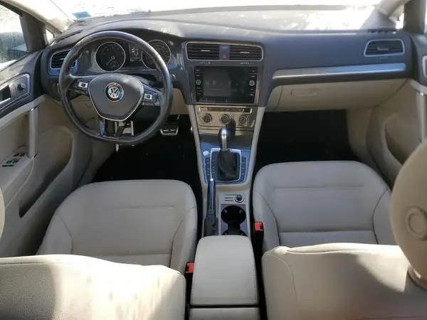 3VWH17AU6JM754039 2018 VOLKSWAGEN GOLF - Image 8