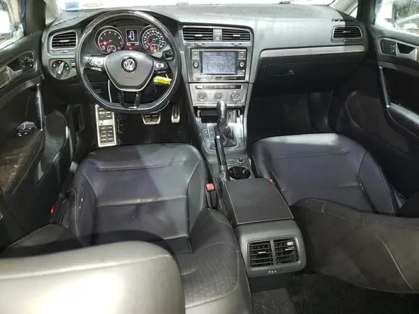 3VWH17AU6JM762030 2018 VOLKSWAGEN GOLF - Image 8