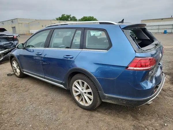 3VWH17AU6KM516015 2019 VOLKSWAGEN GOLF - Image 2