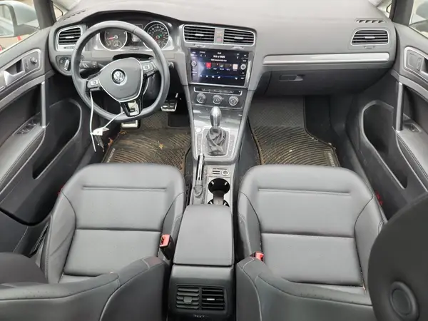 3VWH17AU6KM516015 2019 VOLKSWAGEN GOLF - Image 8